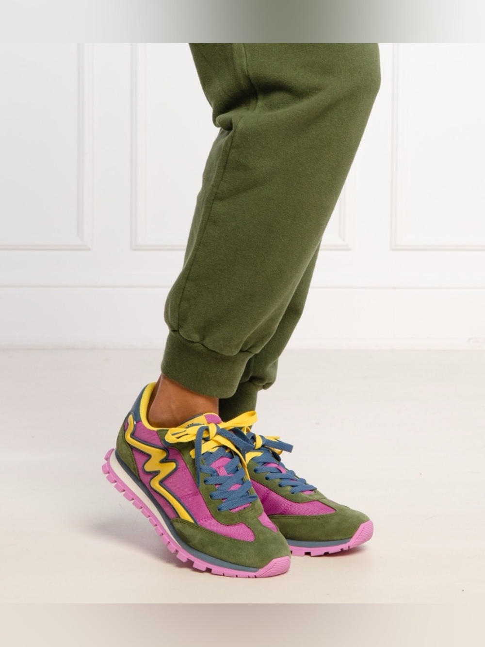 Marc Jacobs The Jogger Sneakers